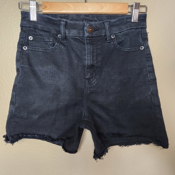 American Eagle Womens |4| Black Next Level Stretch Curvy Hi-Rise Shortie - Picture 1 of 7